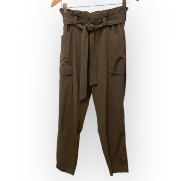 Athleta 6 Skyline Paper Bag Waist Ankle Length Travel Pants Army Olive Green - Picture 4 of 15